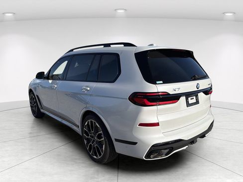 New 2027 BMW X7 xDrive40i w/ Executive Package AWD/4WD image 8
