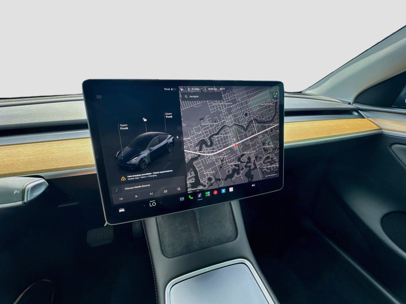 Used 2025 Tesla Model Y Long Range RWD image 16