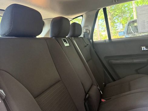 Used 2010 Ford Edge SE image 22