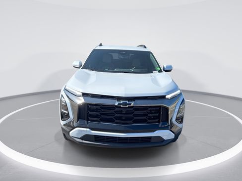 New 2026 Chevrolet Equinox ACTIV w/ Convenience Package III FWD image 3