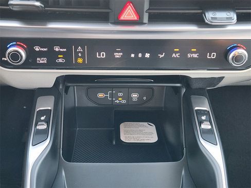 New 2026 Kia Sorento EX image 14