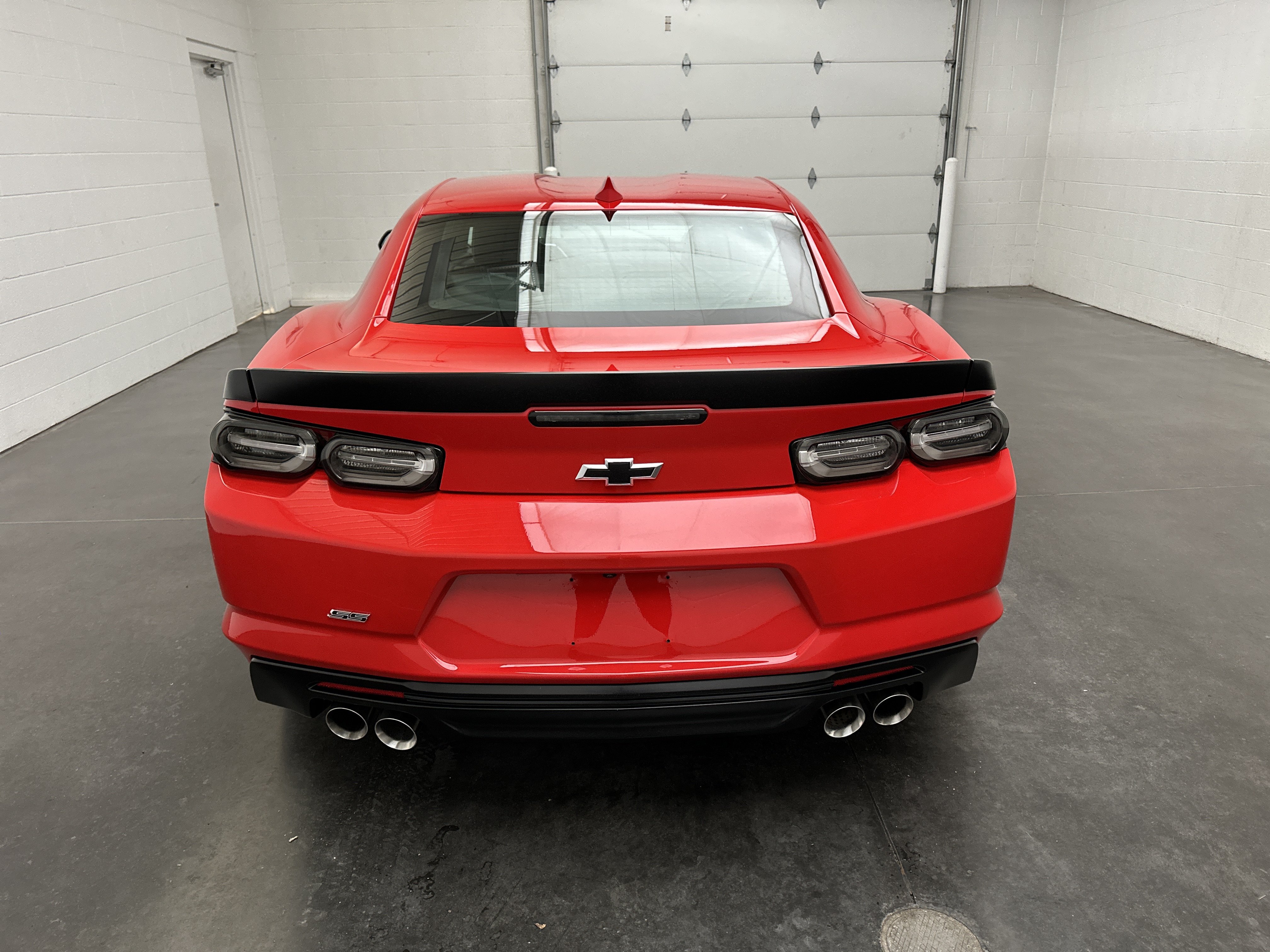 Used 2023 Chevrolet Camaro SS RWD image 6