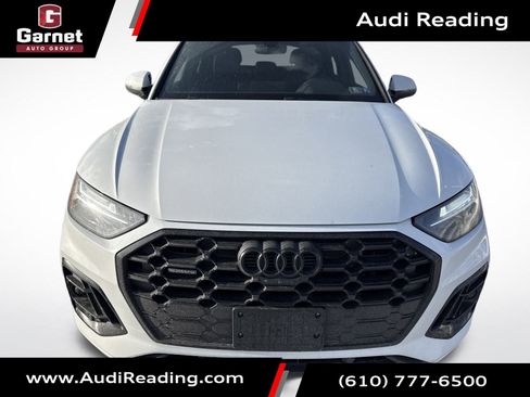 Used 2024 Audi Q5 e Premium Plus w/ Premium Plus Package image 8