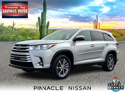 Used 2019 Toyota Highlander XLE w/ Carpet Mat Package (TMS)