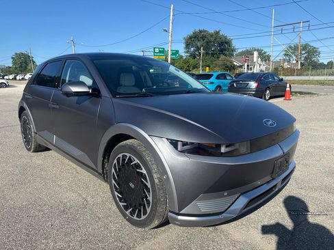 Used 2024 Hyundai Ioniq 5 Limited AWD/4WD image 4
