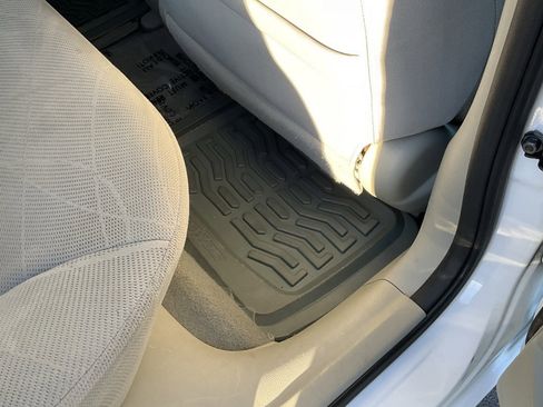 Used 2012 Honda Civic HF image 46