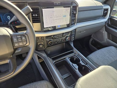 New 2026 Ford F250 XLT w/ XLT Premium Package AWD/4WD image 11