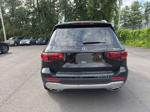 New 2026 Mercedes-Benz GLB 250 4MATIC image 6