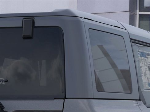 New 2025 Ford Bronco Badlands image 25