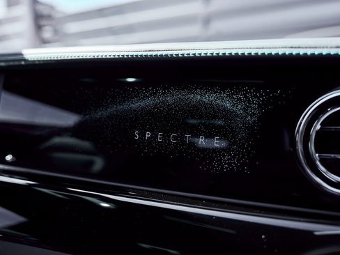 Used 2025 Rolls-Royce Spectre w/ Leather Finishing Pack image 38