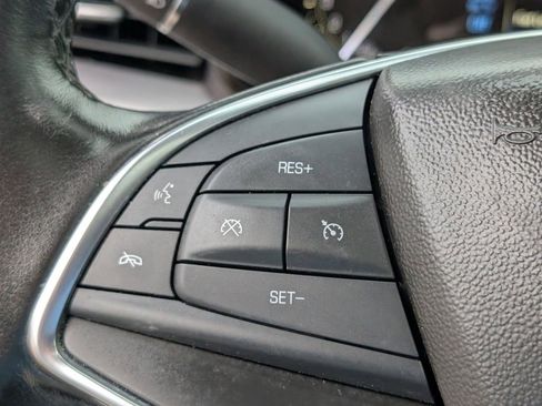 Used 2019 Cadillac XT5 Luxury image 19