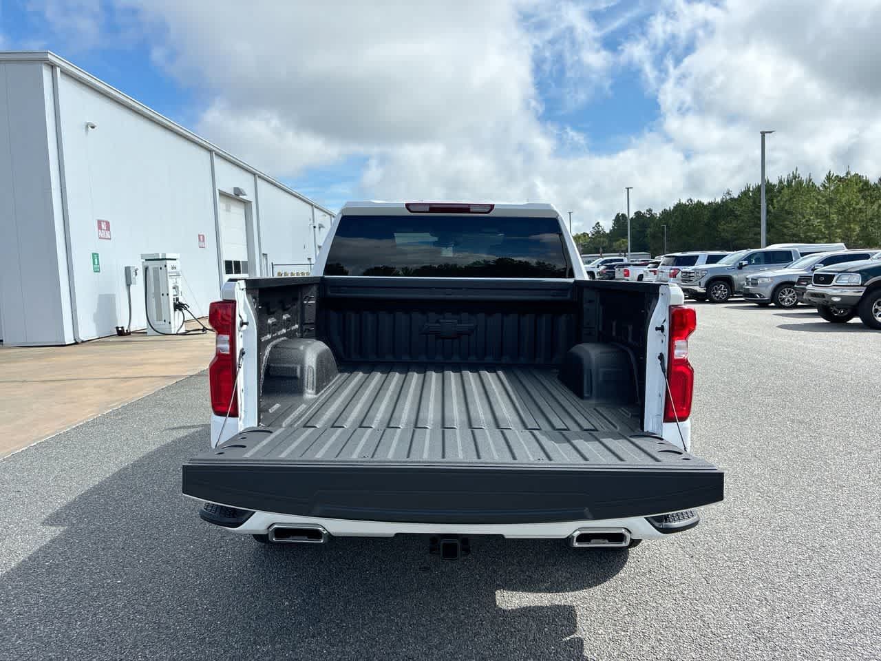 New 2026 Chevrolet Silverado 1500 RST w/ Z71 Off-Road Package AWD/4WD image 25