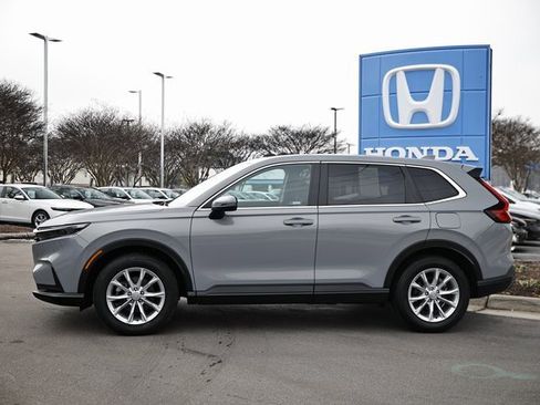 Used 2024 Honda CR-V EX image 3