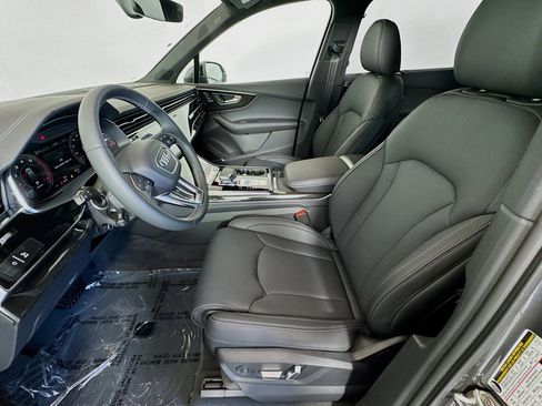 New 2025 Audi Q7 3.0T Prestige image 18
