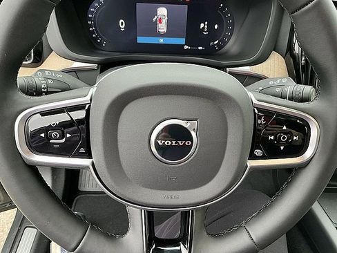 New 2026 Volvo XC60 B5 Plus w/ Climate Package image 21