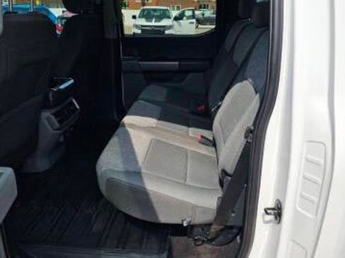 Used 2021 Ford F150 XLT w/ Equipment Group 302A High image 15