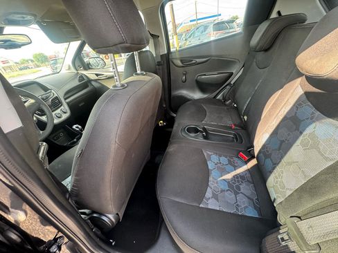 Used 2018 Chevrolet Spark LS image 9