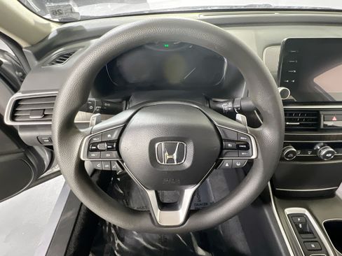 Used 2021 Honda Accord EX image 11