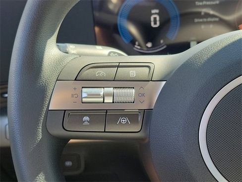 New 2026 Hyundai Kona SE image 5