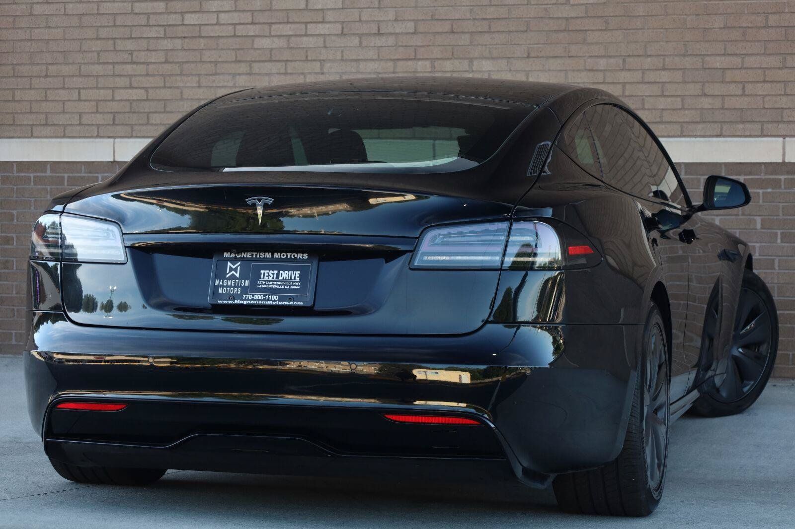 Used 2022 Tesla Model S Standard Range AWD/4WD image 11