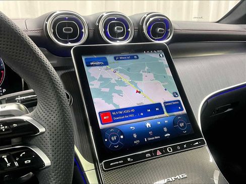 Used 2025 Mercedes-Benz GLC 43 AMG 4MATIC Coupe image 19