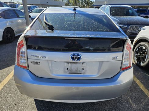 Used 2014 Toyota Prius Three image 12