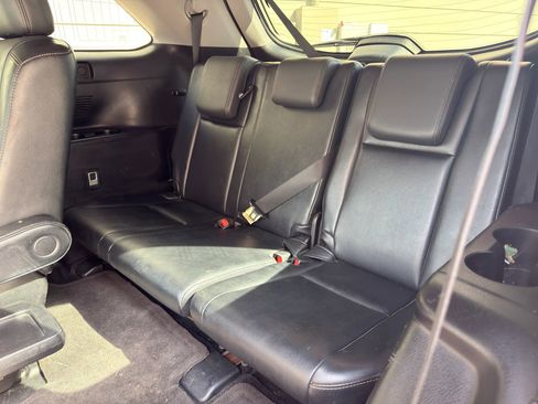 Used 2016 Toyota Highlander XLE image 19