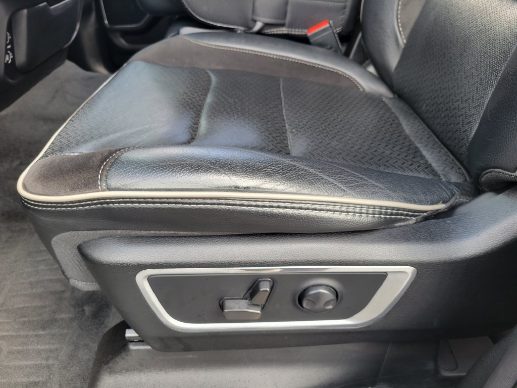 Used 2022 RAM 1500 Laramie RWD image 19