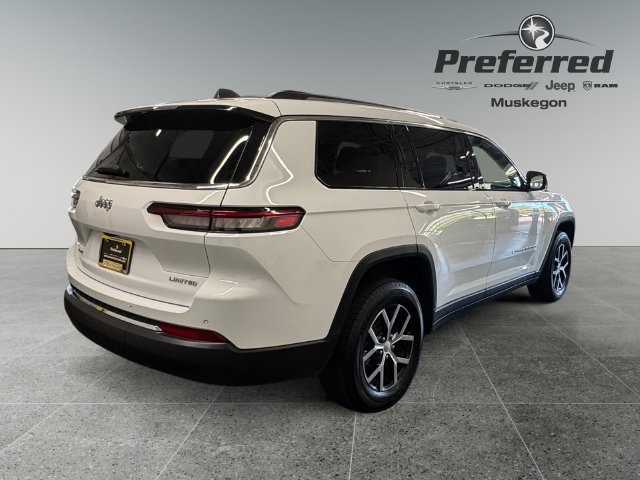 Used 2023 Jeep Grand Cherokee L Limited AWD/4WD image 17