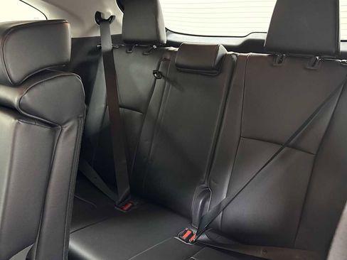 Certified 2022 Toyota Highlander XLE image 26