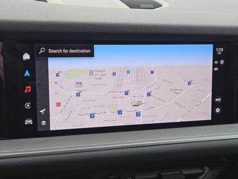 Certified 2025 Porsche Cayenne image 17