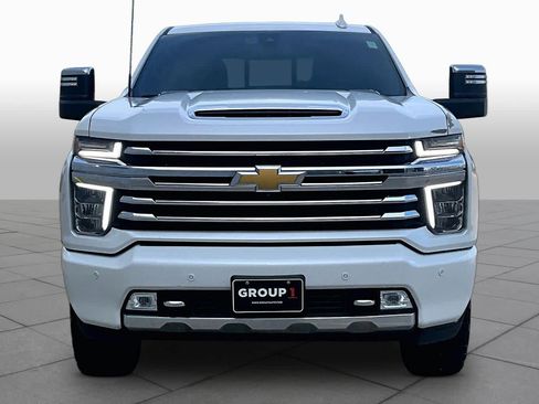 Used 2023 Chevrolet Silverado 2500 High Country w/ Safety Package II AWD/4WD image 4