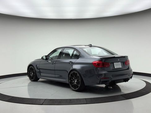 Used 2018 BMW M3 image 3