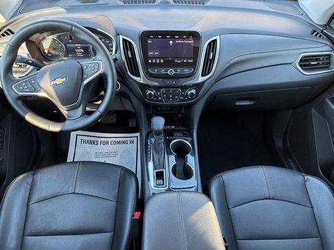 Used 2023 Chevrolet Equinox Premier image 17