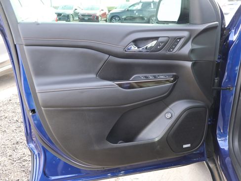 Used 2023 GMC Acadia AT4 w/ Preferred Package image 26