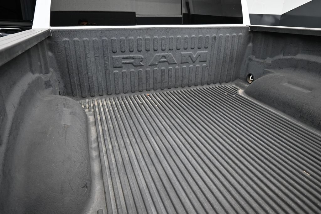 Used 2021 RAM 1500 Laramie AWD/4WD image 33