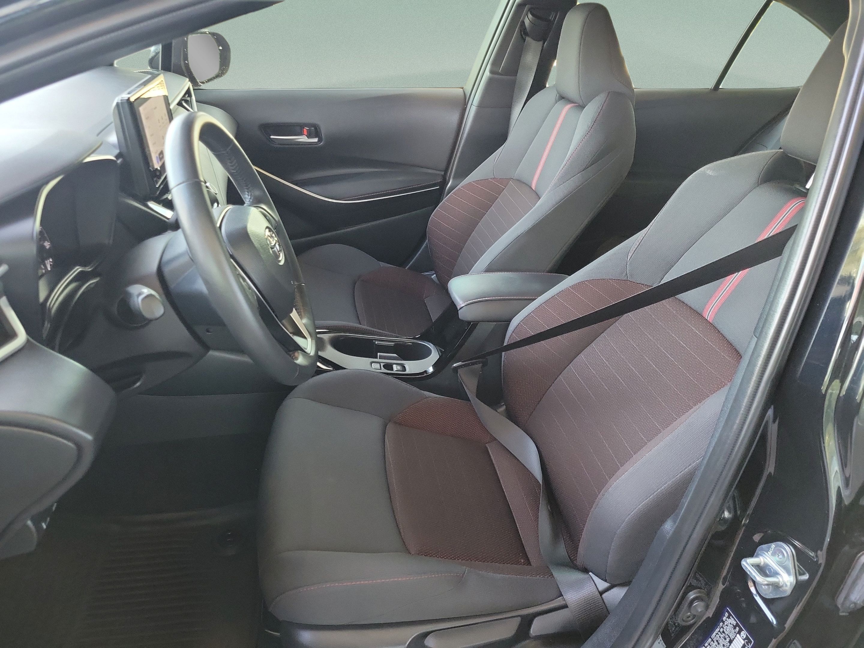Certified 2024 Toyota Corolla SE FWD image 12