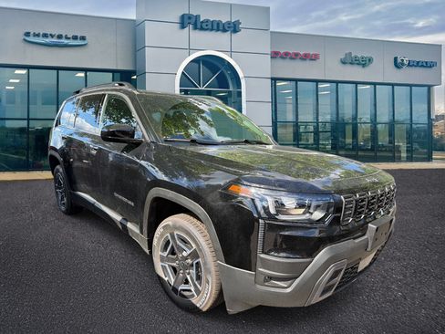 New 2026 Jeep Cherokee Laredo AWD/4WD image 1