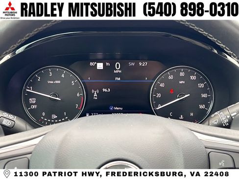 Used 2023 Buick Envision Avenir FWD image 7