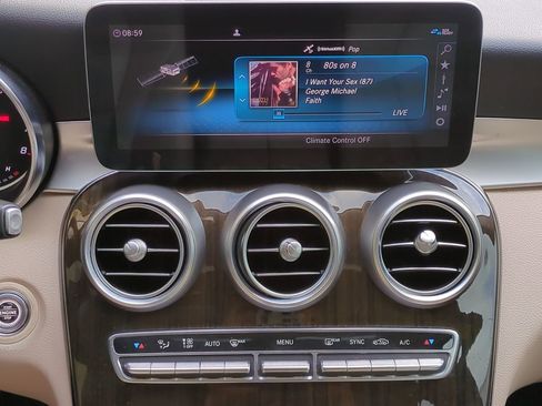 Used 2020 Mercedes-Benz C 300 Sedan image 17