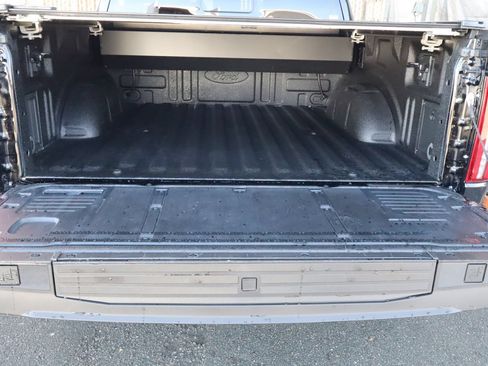 Used 2025 Ford F150 Raptor w/ Equipment Group 803A Raptor R AWD/4WD image 38