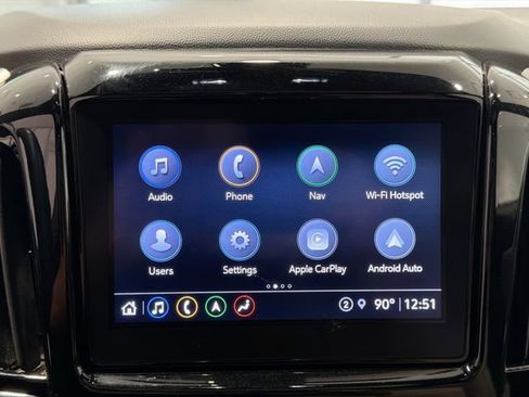 Used 2023 Chevrolet Traverse Premier AWD/4WD image 14