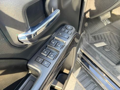 Used 2016 GMC Sierra 2500 Denali w/ Duramax Plus Package image 17