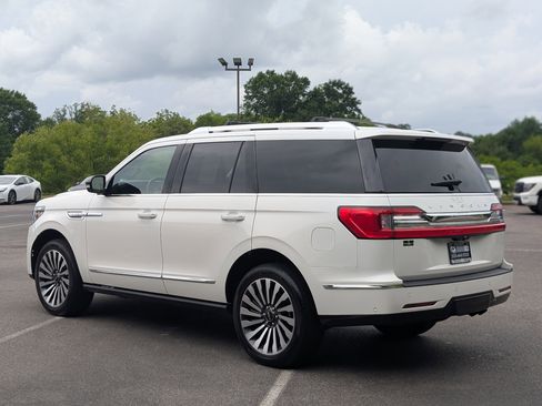 Used 2021 Lincoln Navigator Reserve w/ Luxury Package RWD image 4