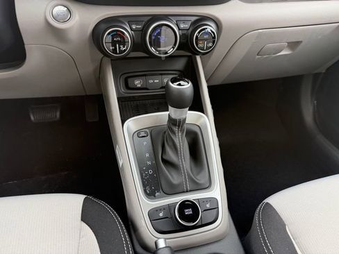 New 2026 Hyundai Venue SEL image 8