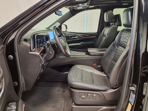 Used 2022 Cadillac Escalade Sport Platinum image 26