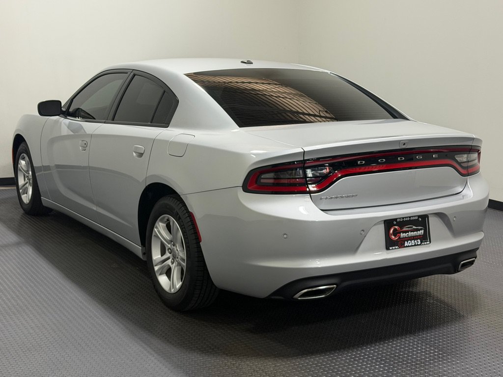 Used 2020 Dodge Charger SXT RWD image 7