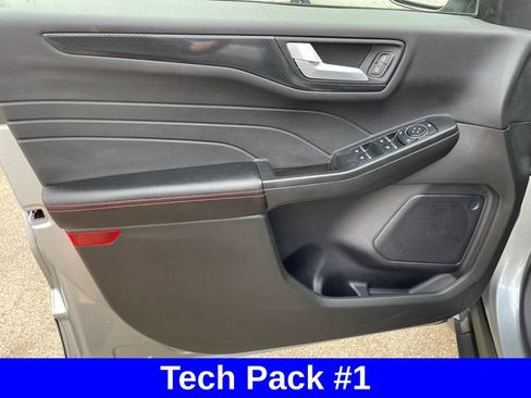 Used 2024 Ford Escape ST-Line w/ Tech Pack #1 AWD/4WD image 10