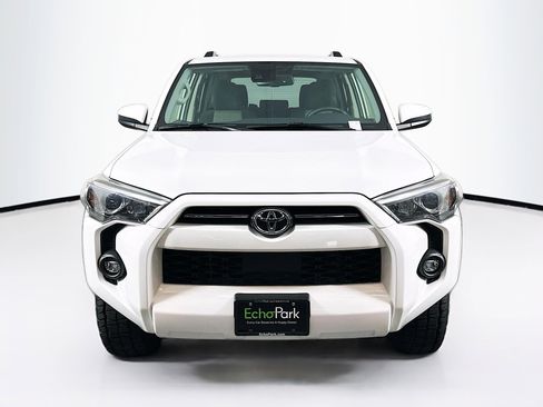Used 2024 Toyota 4Runner SR5 image 2
