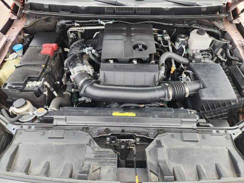 Certified 2025 Nissan Frontier PRO-4X w/ Tow Package AWD/4WD image 20
